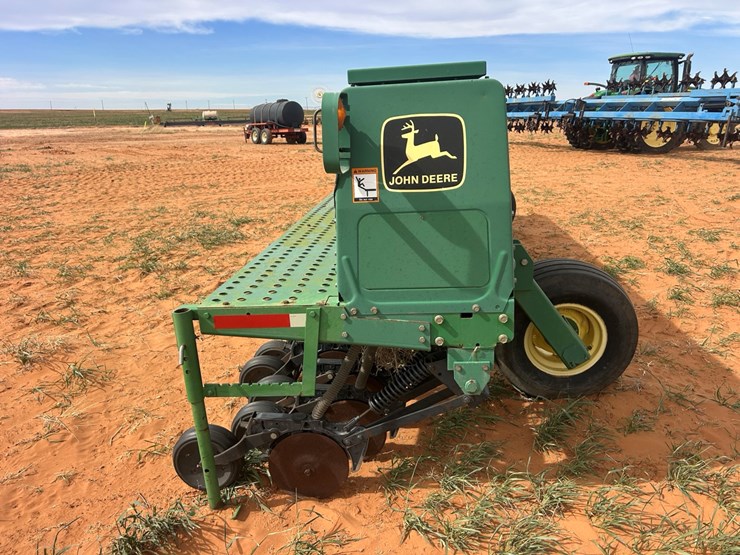 john-deere-1520-image-2