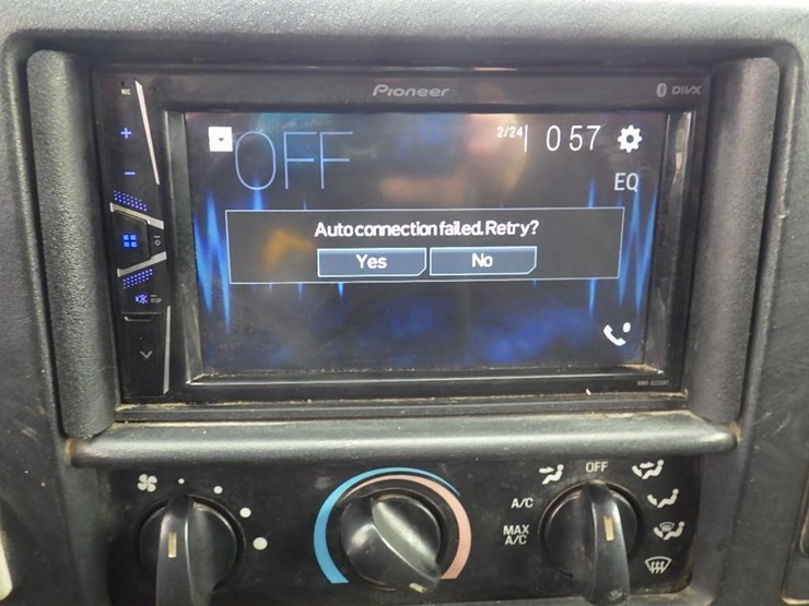 2004-ford-f650-image-46