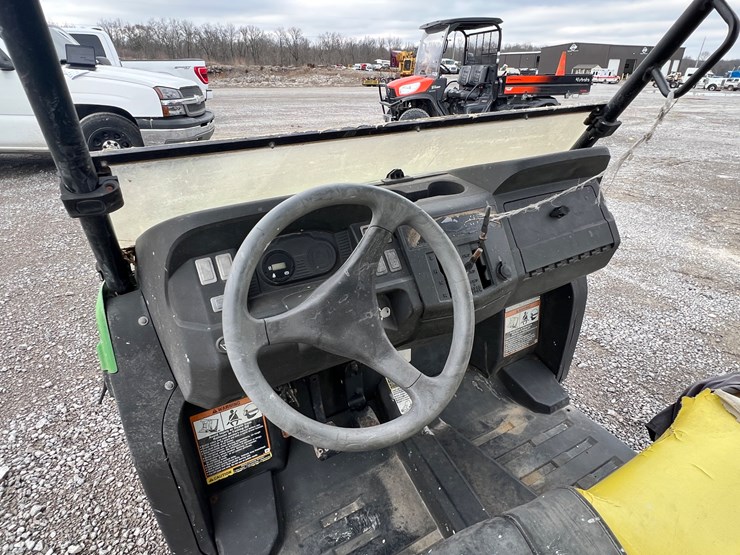 john-deere-gator-image-6