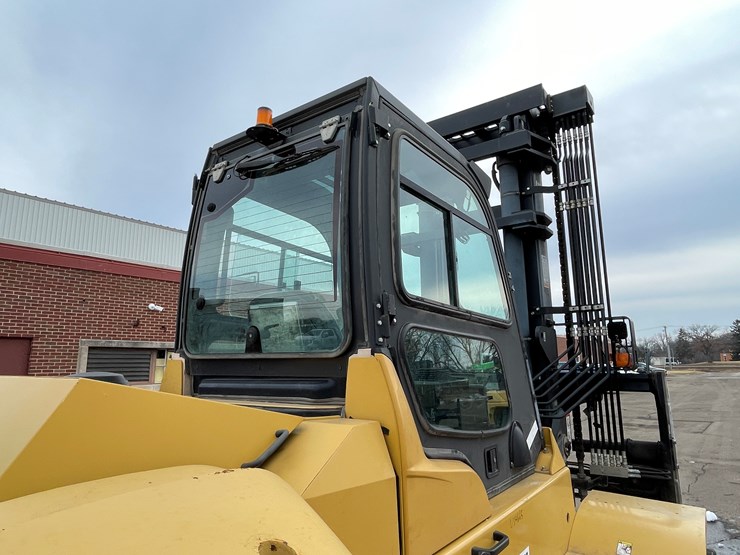 2018-caterpillar-dp135-image-29
