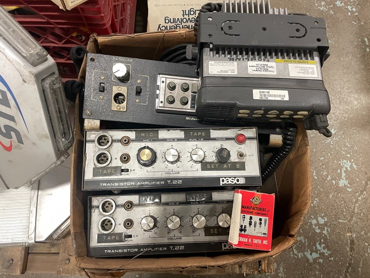 #7657-•-assorted-shop-items-and-supplies-image-13