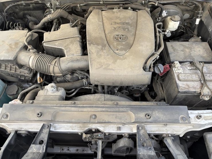 2020-toyota-tacoma-image-21