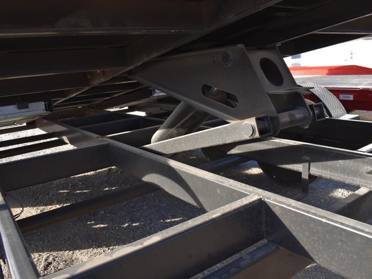 2025-axle-dump-trailer-image-9