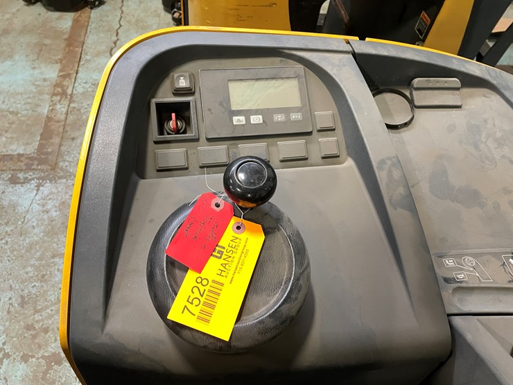 #224-•-jungheinrich-ride-on-electric-reach-truck-image-6