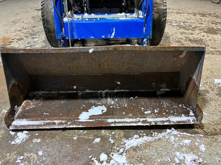 new-holland-tn65-image-9