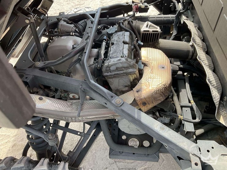 2021-bobcat-uv34-image-19