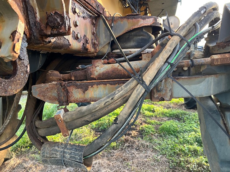 2012-ag-chem-rg1100-image-67