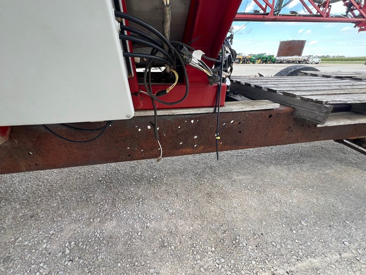 case-610-sprayer-system-2000-gallons-image-22