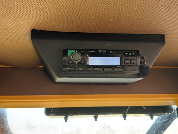 2022-tigercat-610e-image-73