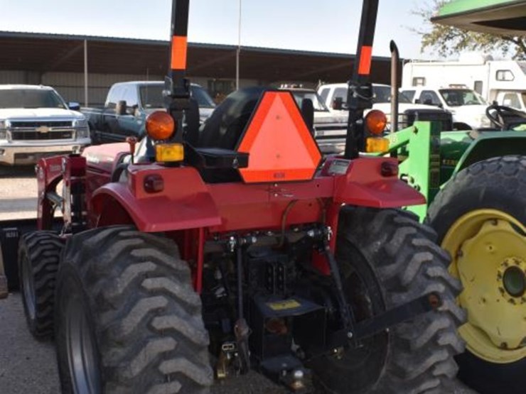 mahindra-1626-image-10