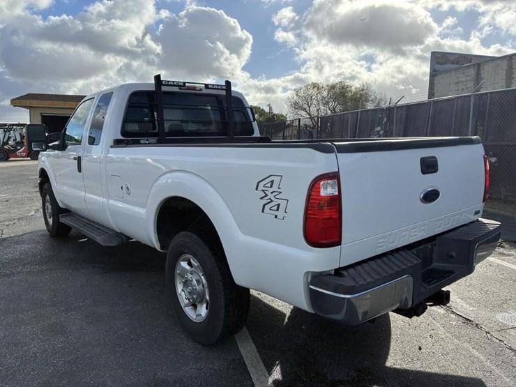 2011-ford-f250-image-4