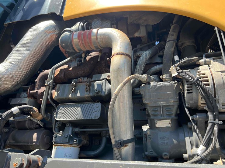 2018-ag-chem-rg1100c-image-13