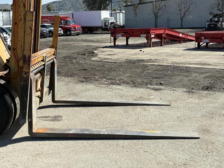 caterpillar-v150-image-6