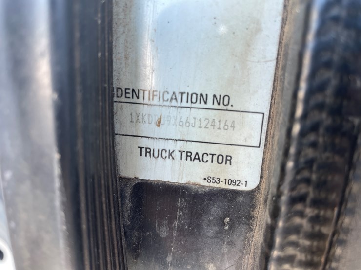 2006-kenworth-t800-image-48