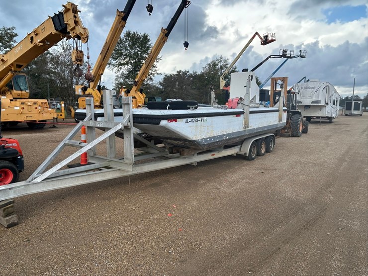 #1416-•-21-foot-cat-work-boat-|-no-title-image-3