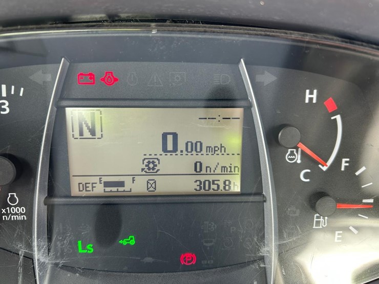 2019-kubota-m6s-111-image-20