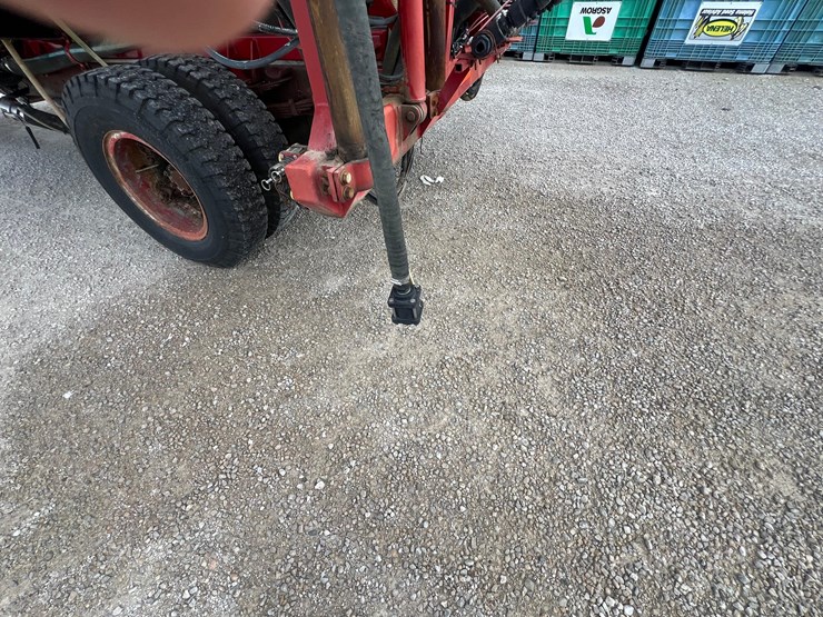 case-610-sprayer-system-2000-gallons-image-38