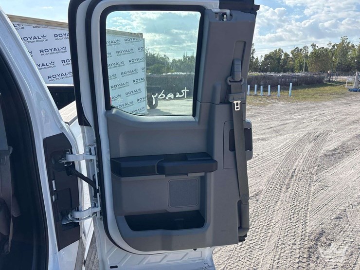 2017-ford-f250-image-13