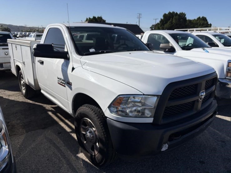 2018-dodge-2500-image-4
