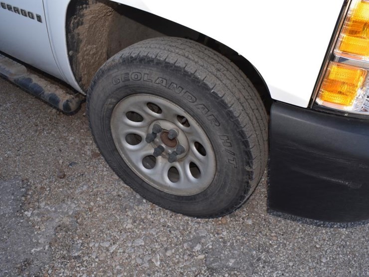 2008-chevrolet-1500-image-3