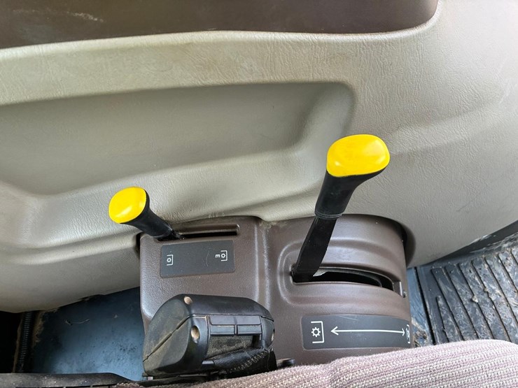 john-deere-5425-image-27