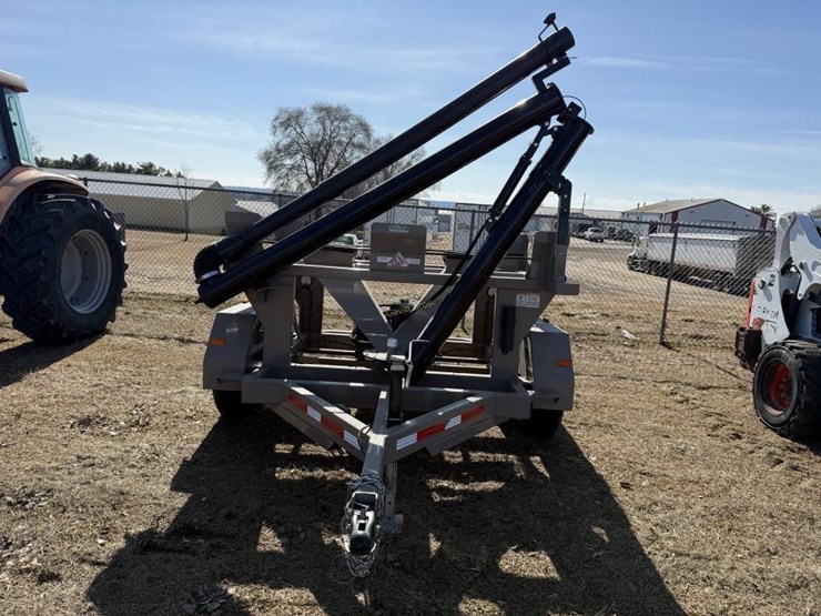 2024-travis-]-image-2