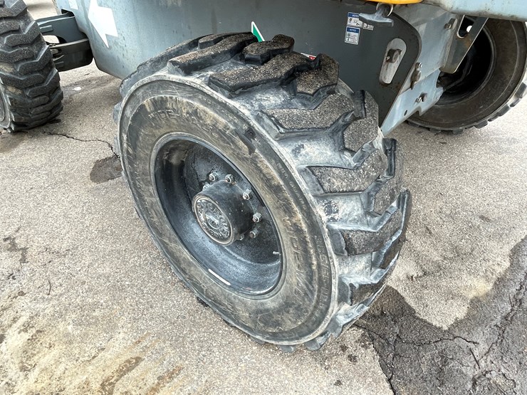 #152-•-2015-haulotte-ht61rt-4x4-telescopic-boom-lift-image-30