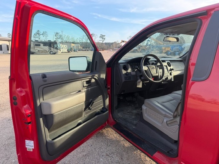 2010-ford-f150-image-23