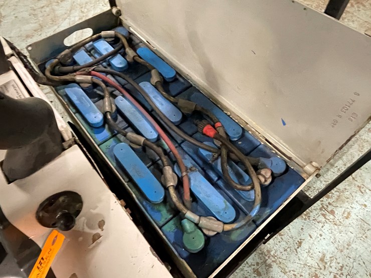 #232-•-nissan-ride-on-electric-pallet-jack-image-20