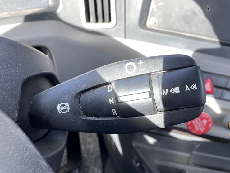 #1460-•-2022-freightliner-truck-tractor-(has-mn-title)-image-24