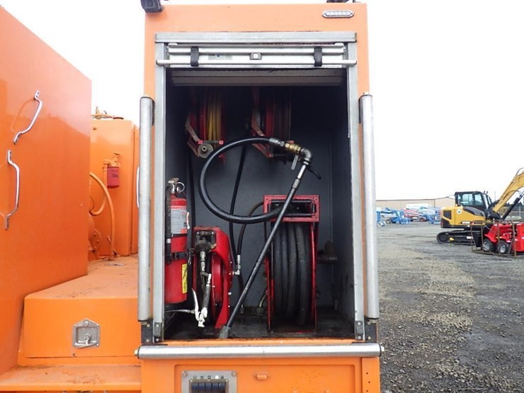 2004-ford-f650-image-20