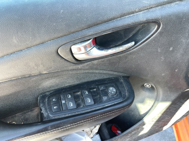 #1520-•-2014-dodge-dart-sxt-(has-mn-title)**no-brakes**must-be-trailered**-image-23