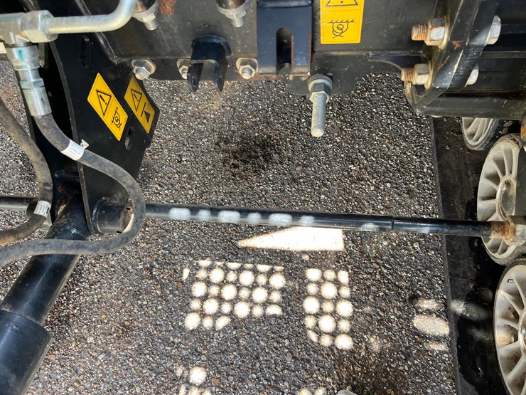 2023-new-holland-cr10.90-image-20