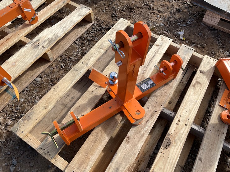 2026-caterpillar-10-image-2