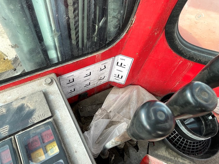 #121-•-combilift-19,000-lbs.-forklift-image-44