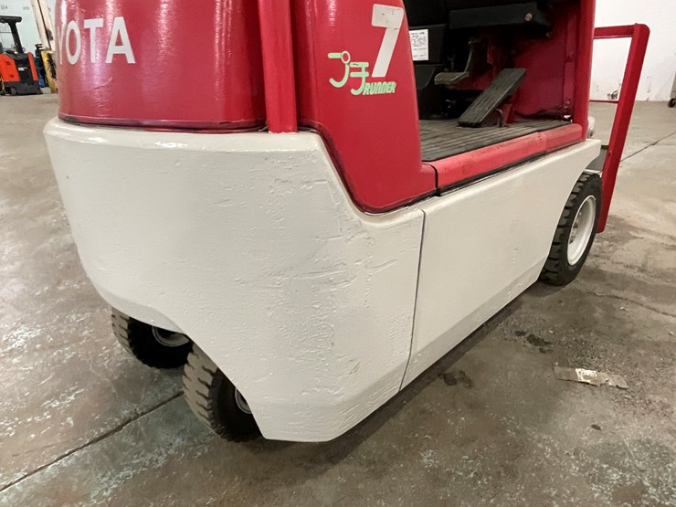 #185-•-toyota-7-runner-electric-forklift-image-26