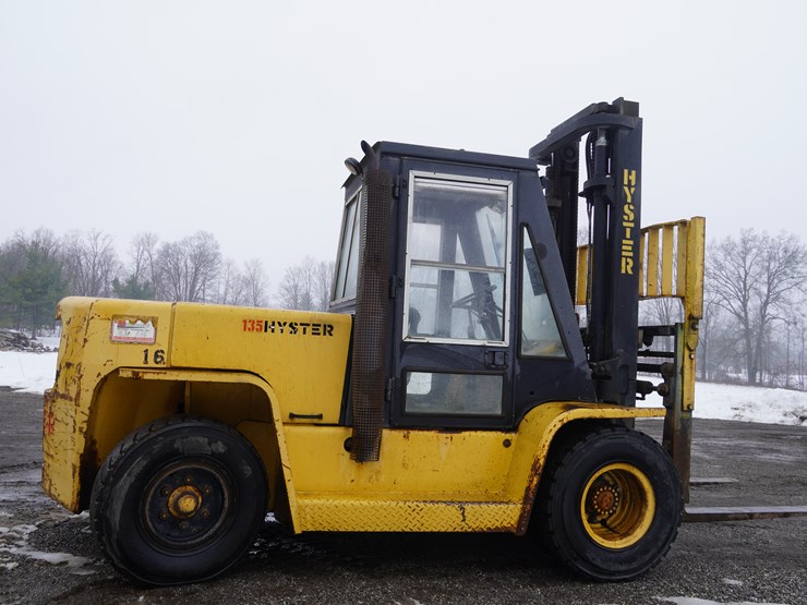 #106-•-hyster-135-forklift-image-6