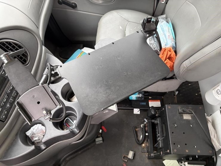 2006-ford-e350-sd-image-16