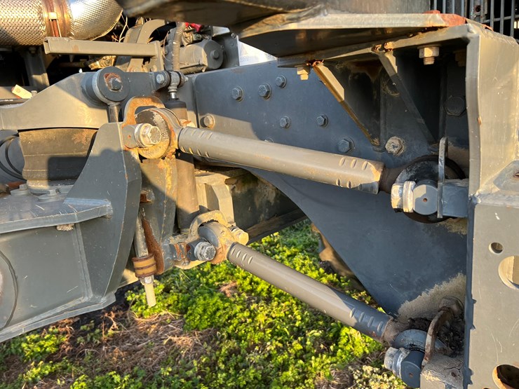 2012-ag-chem-rg1100-image-12