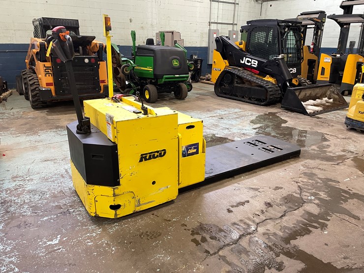 #233-•-rico-electric-pallet-jack-image-4