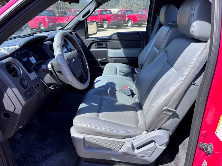 2011-ford-f150-xl-image-4