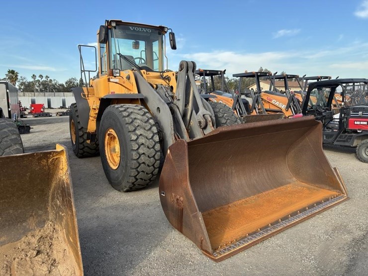 2007-volvo-l11oe-wheel-loader-image-2
