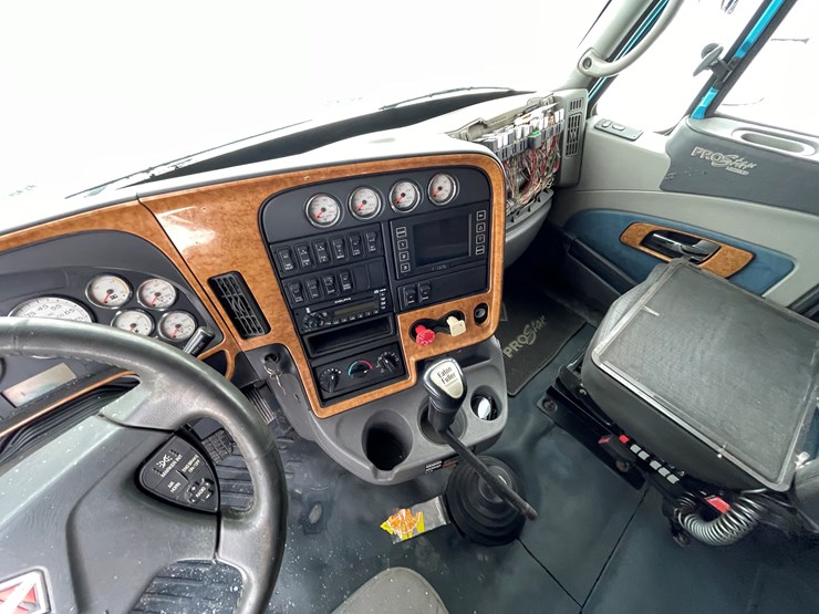 2009-international-prostar-image-51