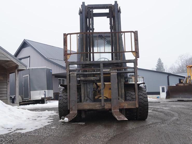 #106-•-hyster-135-forklift-image-8