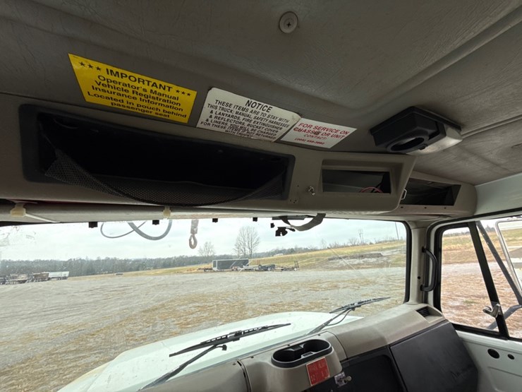 2000-international-4900-image-29