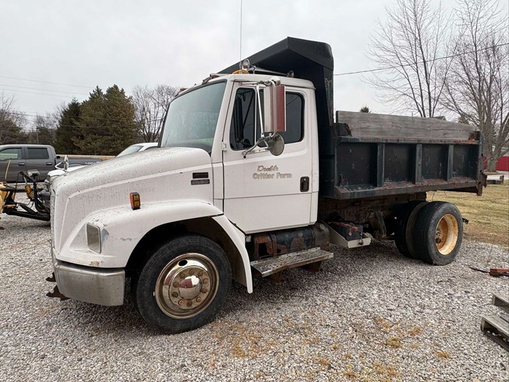 1996-freightliner-dump-truck-image-2