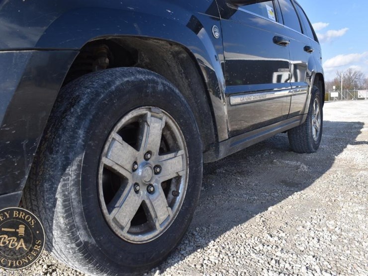 2005-jeep-grand-cherokee-limited-image-16