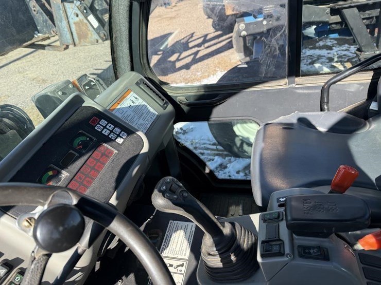 2014-bobcat-toolcat-5600-image-9