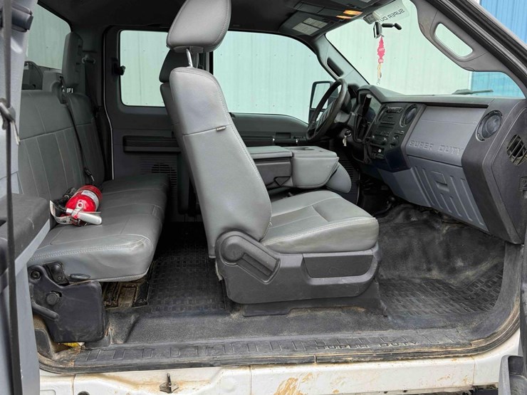 2012-ford-f450-image-11