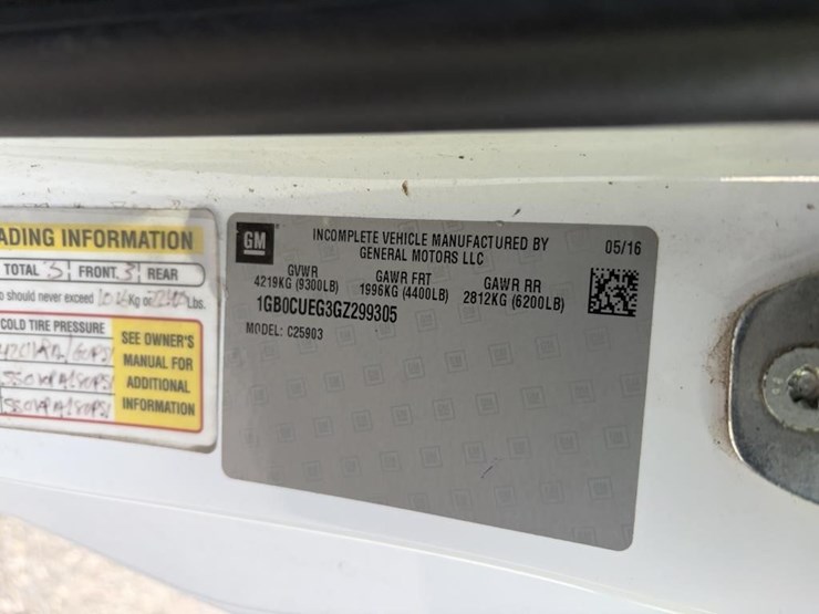 2016-chevrolet-silverado-2500-image-17